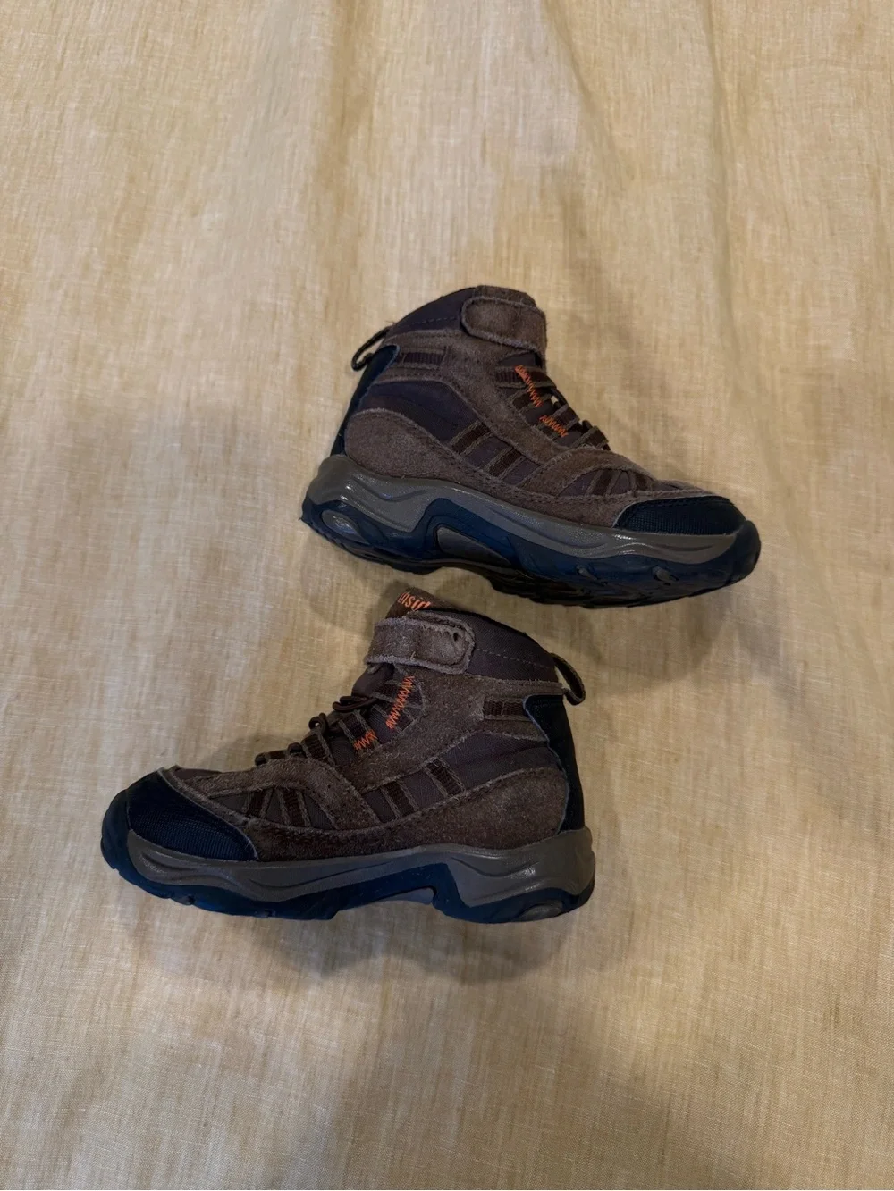 Northside Kids Brown and Black Outdoor Boots